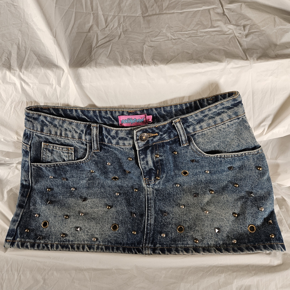 Edikted NWT Blue Jeans Mini Skirt Embellished With Studs & Grommets